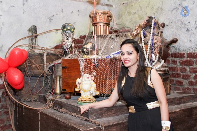 Jyothi Sethi Birthday Bash Photos - 52 / 84 photos