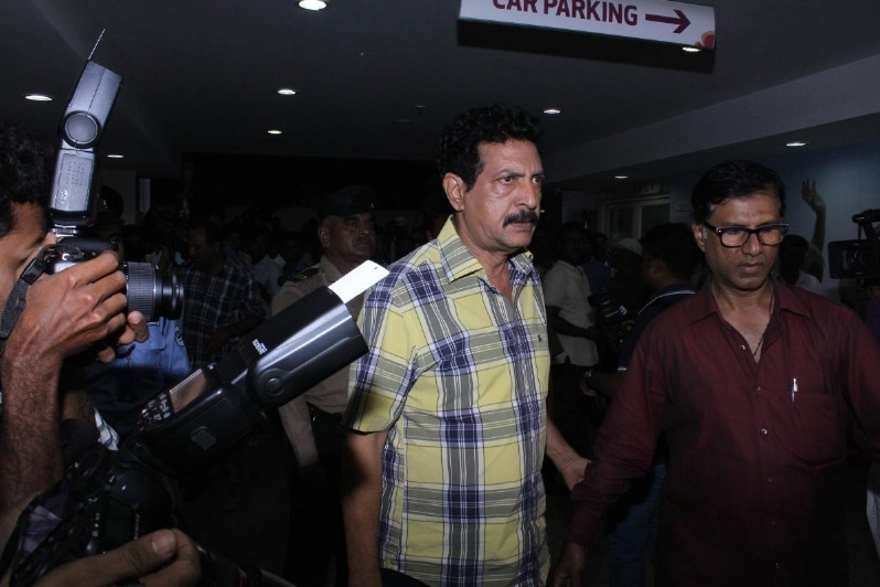 K Balachander Condolences Photos - 5 / 71 photos