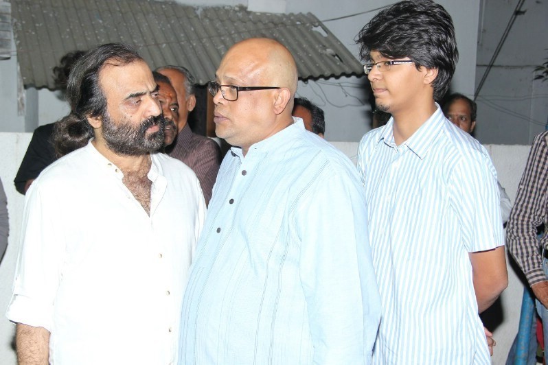 K Balachander Condolences Photos - 20 / 71 photos