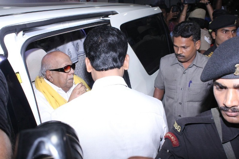 K Balachander Condolences Photos - 53 / 71 photos