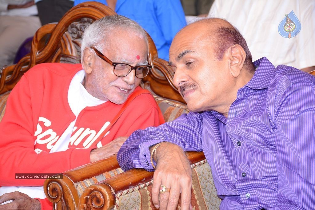 K Balachander Grand Daughter Wedding Reception - 34 / 86 photos