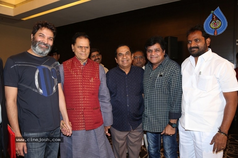 Kakatiya Kalaparisath Hasya Nata Brahma Award Announcement - 3 / 15 photos