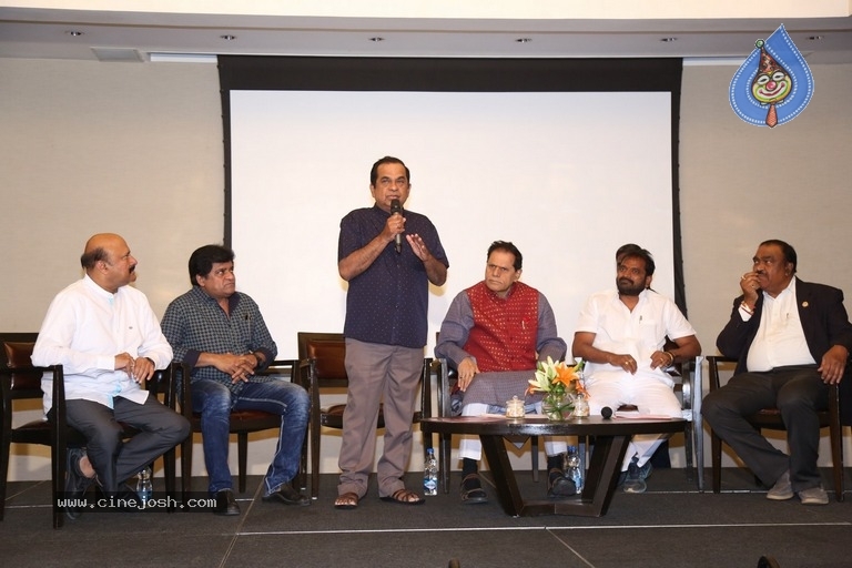 Kakatiya Kalaparisath Hasya Nata Brahma Award Announcement - 5 / 15 photos