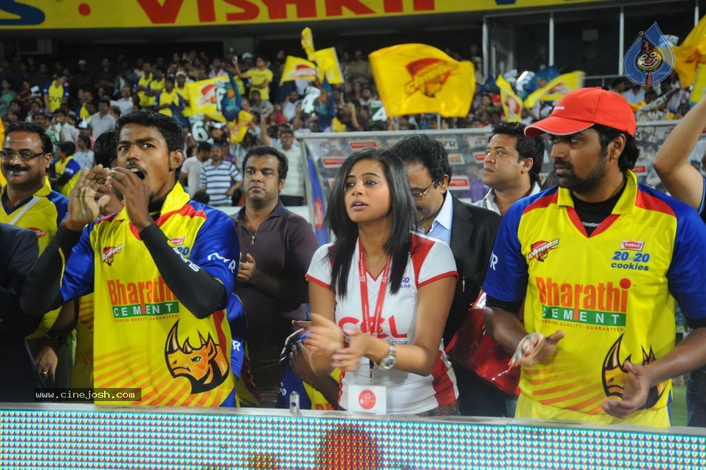 Karnataka Bulldozers vs Chennai Rhinos Final Match - 21 / 128 photos