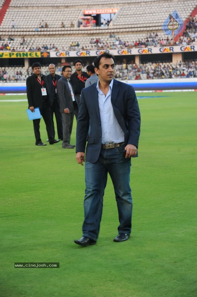 Karnataka Bulldozers vs Chennai Rhinos Final Match - 50 / 128 photos