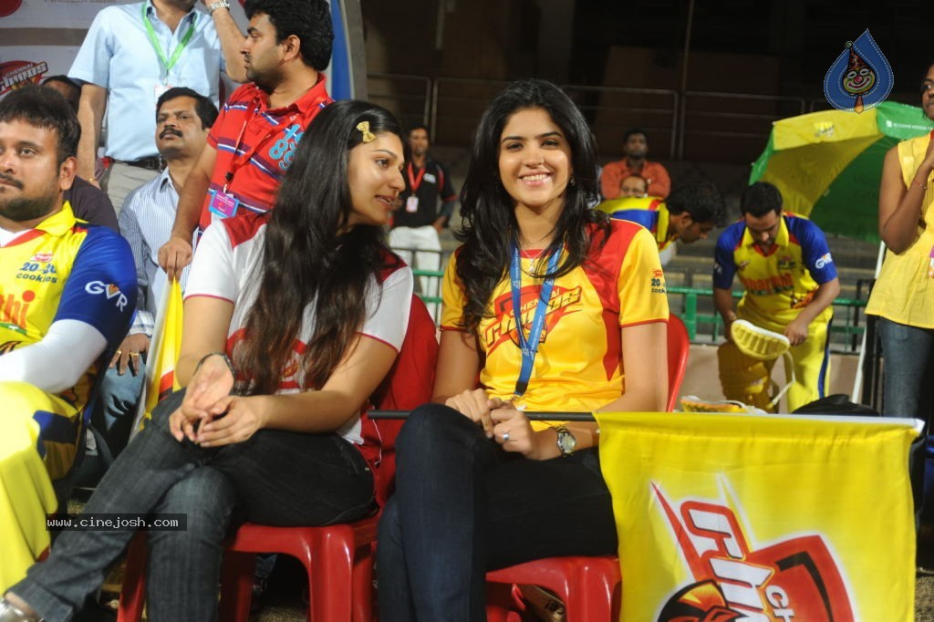 Karnataka Bulldozers VS Chennai Rhinos Match  - 29 / 129 photos