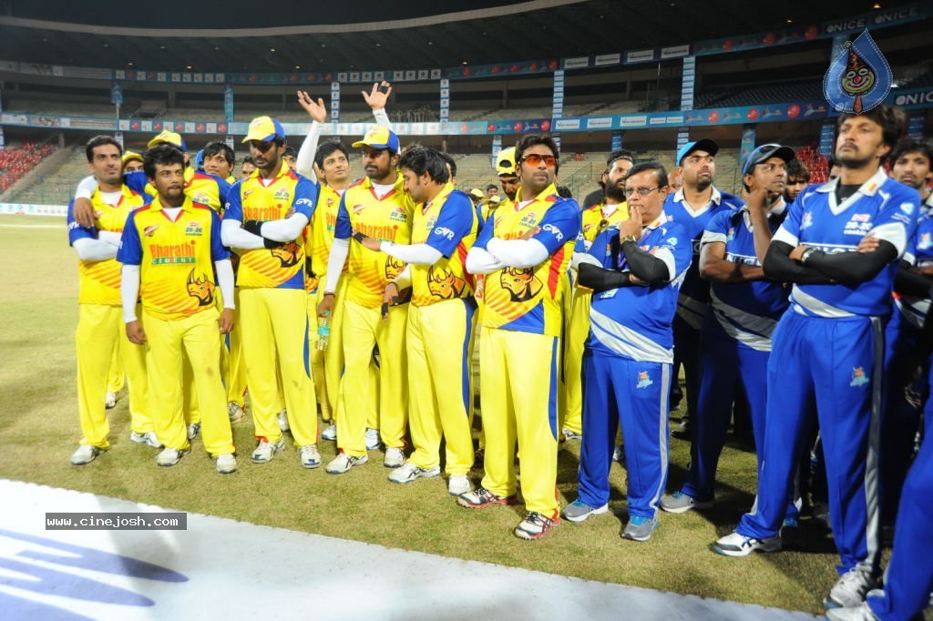 Karnataka Bulldozers VS Chennai Rhinos Match  - 84 / 129 photos