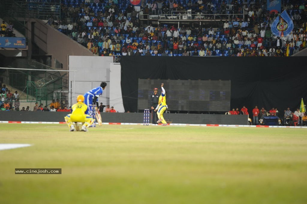 Karnataka Bulldozers VS Chennai Rhinos Match  - 125 / 129 photos