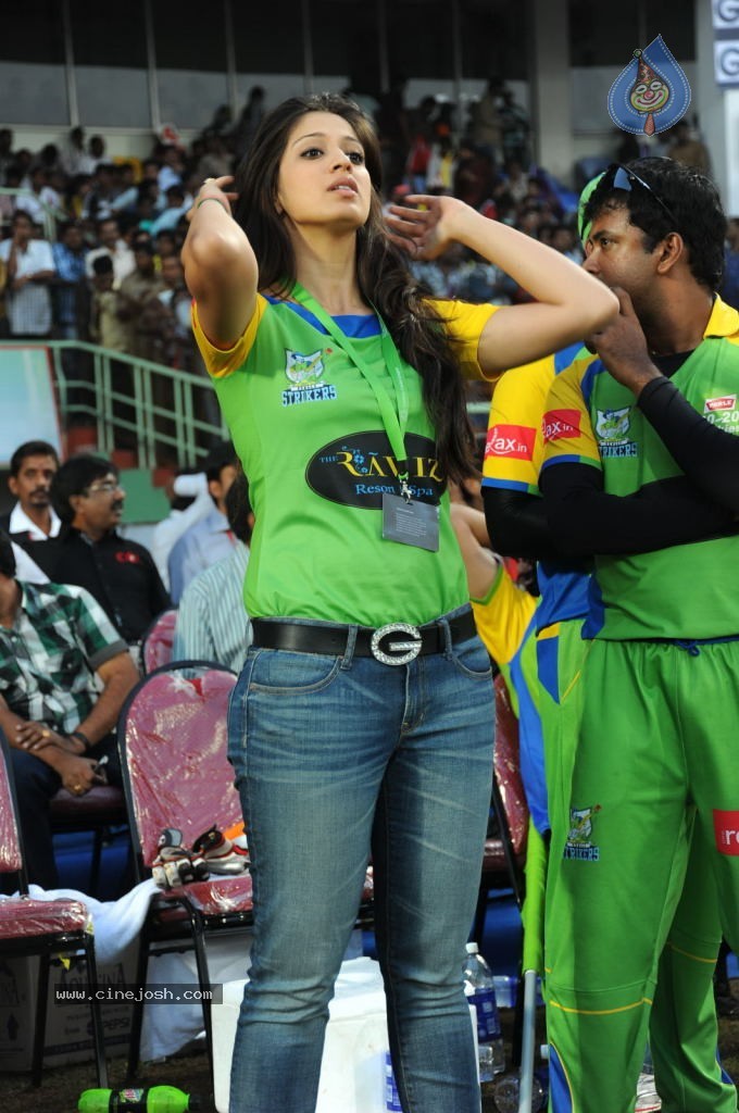 Kerala Strikers VS Bengal Tigers Match Photos - 61 / 94 photos