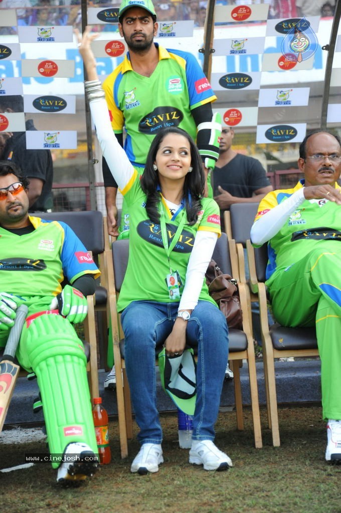 Kerala Strikers VS Bengal Tigers Match Photos - 88 / 94 photos