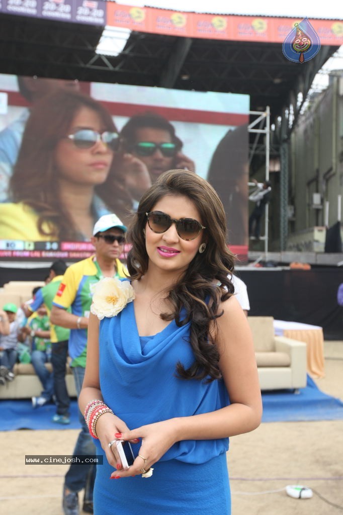 Kerala Strikers Vs Bhojpuri Dabanggs Match Photos - 43 / 183 photos