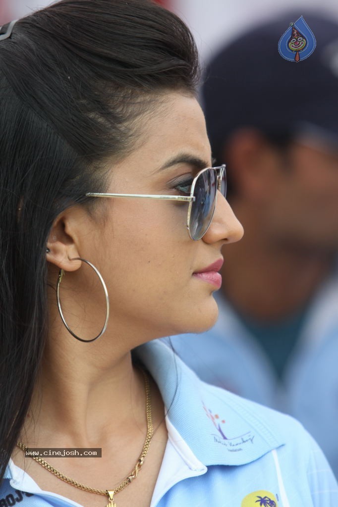 Kerala Strikers Vs Bhojpuri Dabanggs Match Photos - 116 / 183 photos