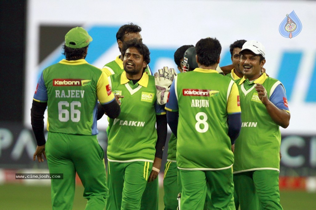 Kerala Strikers Vs Veer Marathi Match Photos - 18 / 78 photos