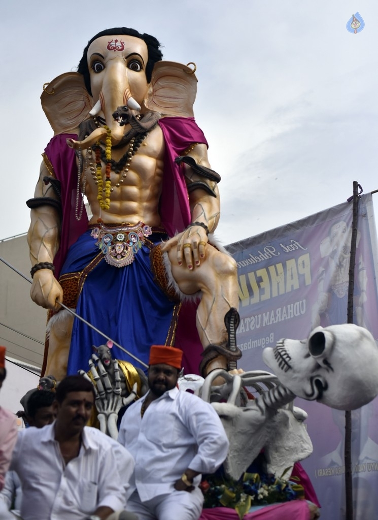Khairatabad and Balapur Ganesh Nimajjanam Photos - 7 / 85 photos
