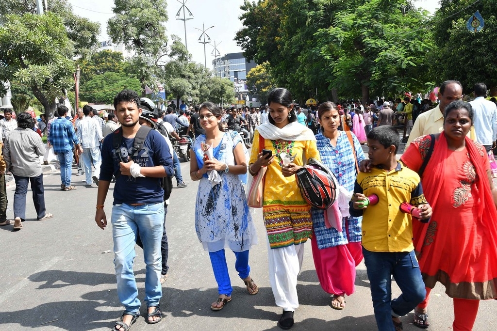 Khairatabad and Balapur Ganesh Nimajjanam Photos - 70 / 85 photos