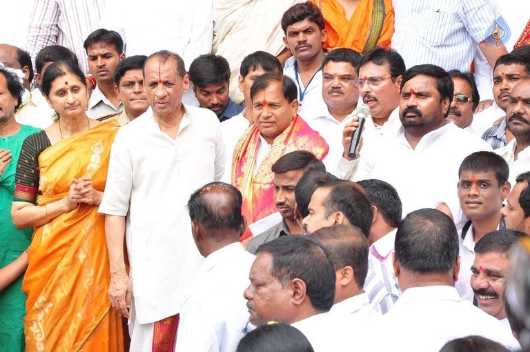 Khairatabad Ganesh 2015 Photos - 22 / 54 photos