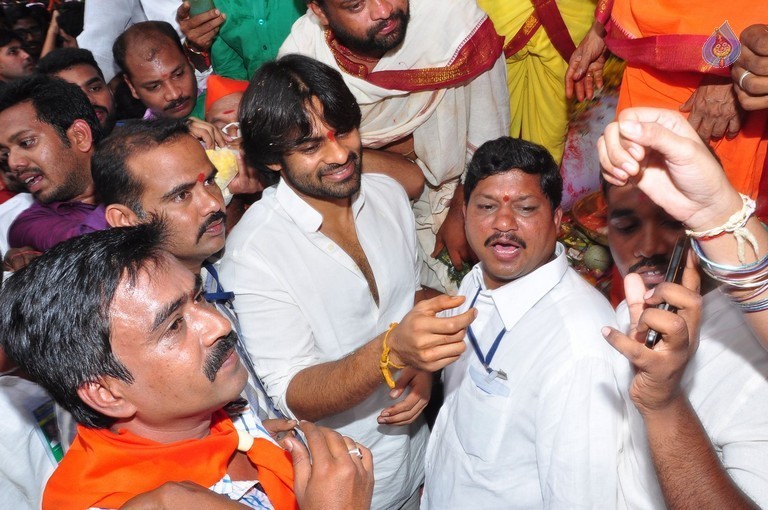 Khairatabad Ganesh 2015 Photos - 31 / 54 photos