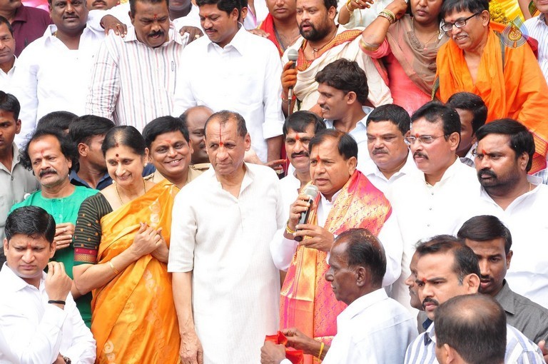 Khairatabad Ganesh 2015 Photos - 52 / 54 photos