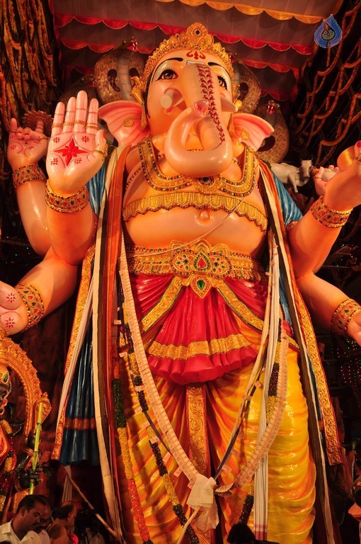 Khairatabad Ganesh - 2016 Photos - 29 / 40 photos