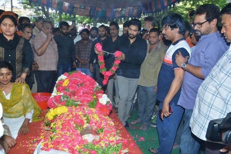 Kodi Ramakrishna Condolences Photos - 34 / 56 photos