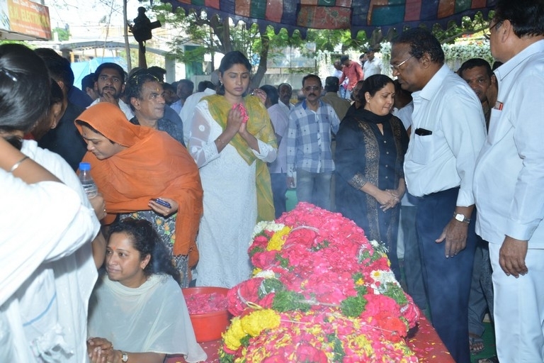 Kodi Ramakrishna Condolences Photos - 44 / 56 photos