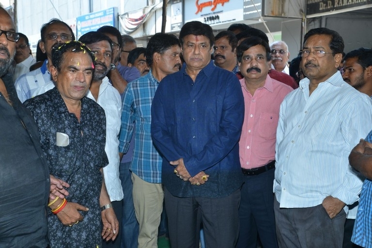 Kodi Ramakrishna Condolences Photos - 51 / 56 photos