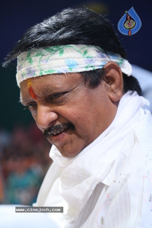 Director Kodi Ramakrishna Photos - 27 / 33 photos