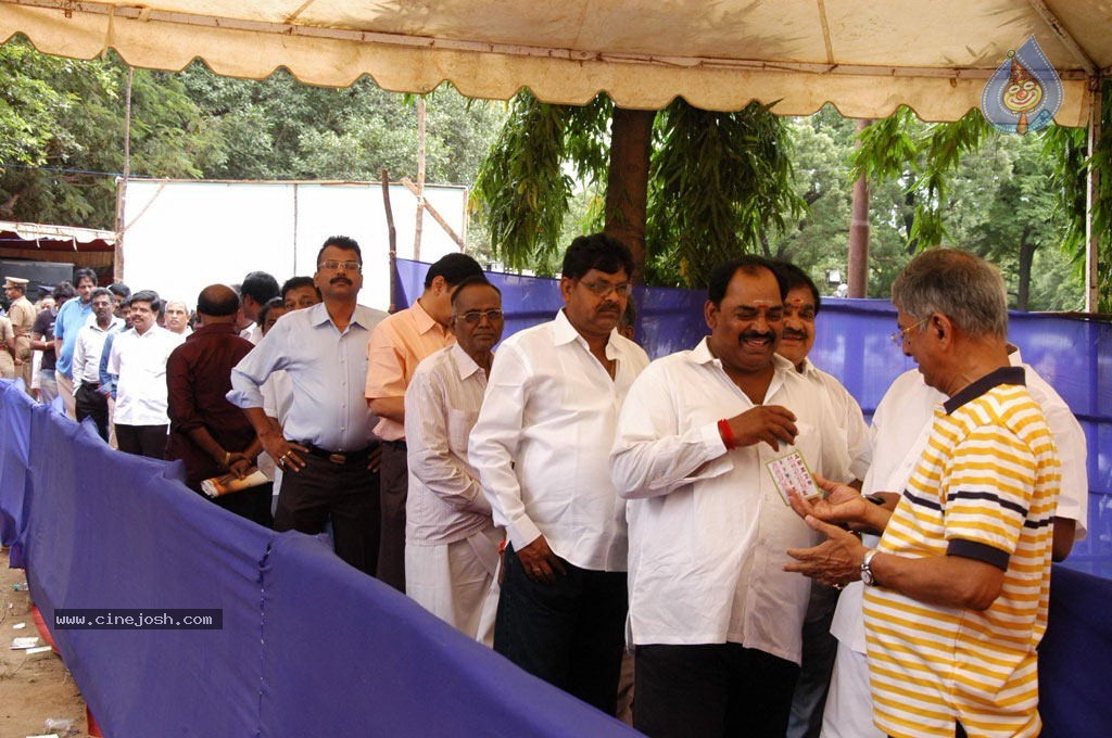 Kollywood Producers Council Election 2013 - 16 / 60 photos