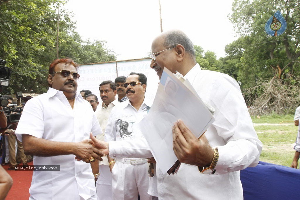 Kollywood Producers Council Election 2013 - 38 / 60 photos