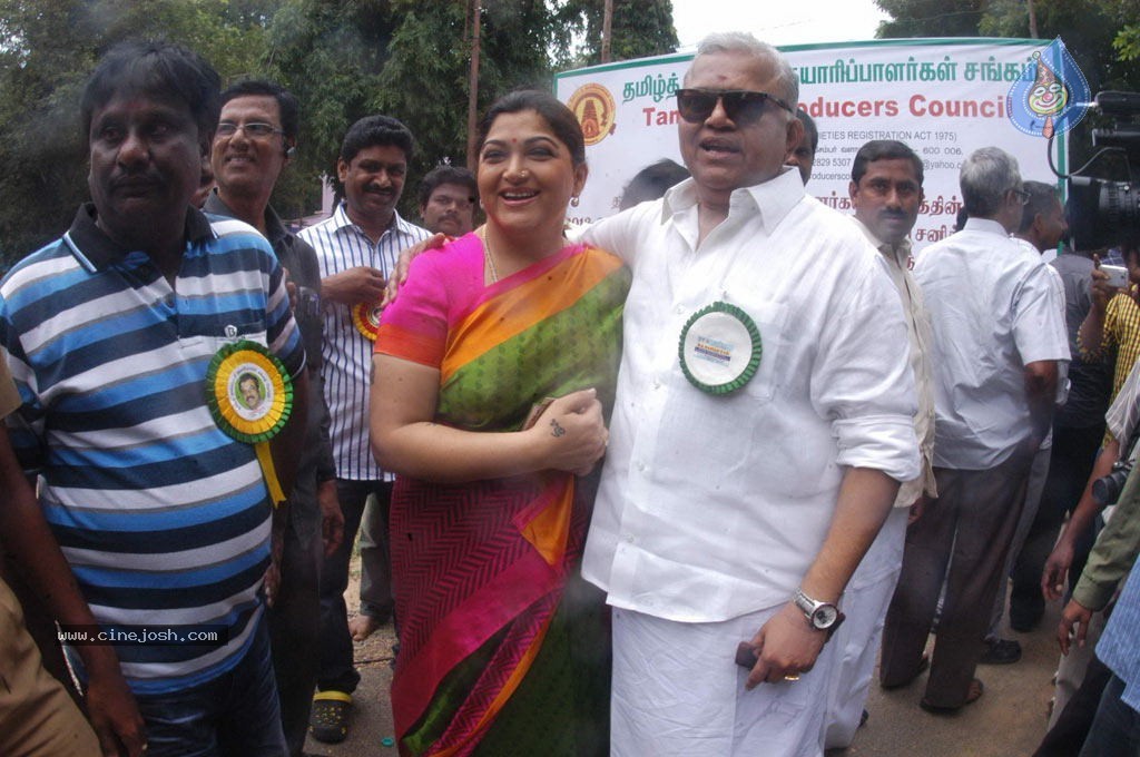 Kollywood Producers Council Election 2013 - 39 / 60 photos