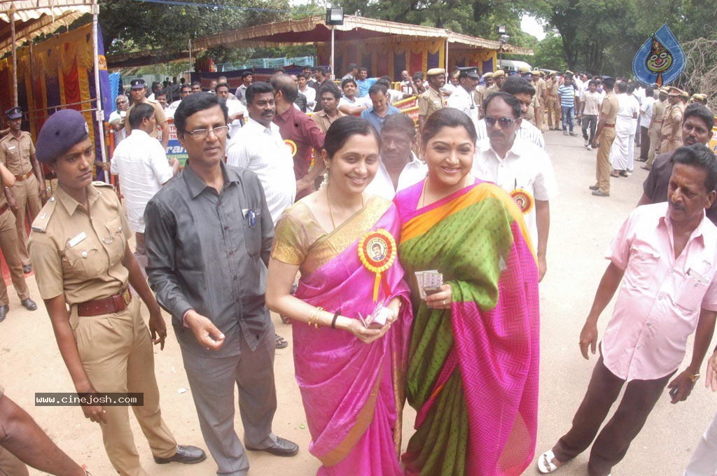 Kollywood Producers Council Election 2013 - 44 / 60 photos