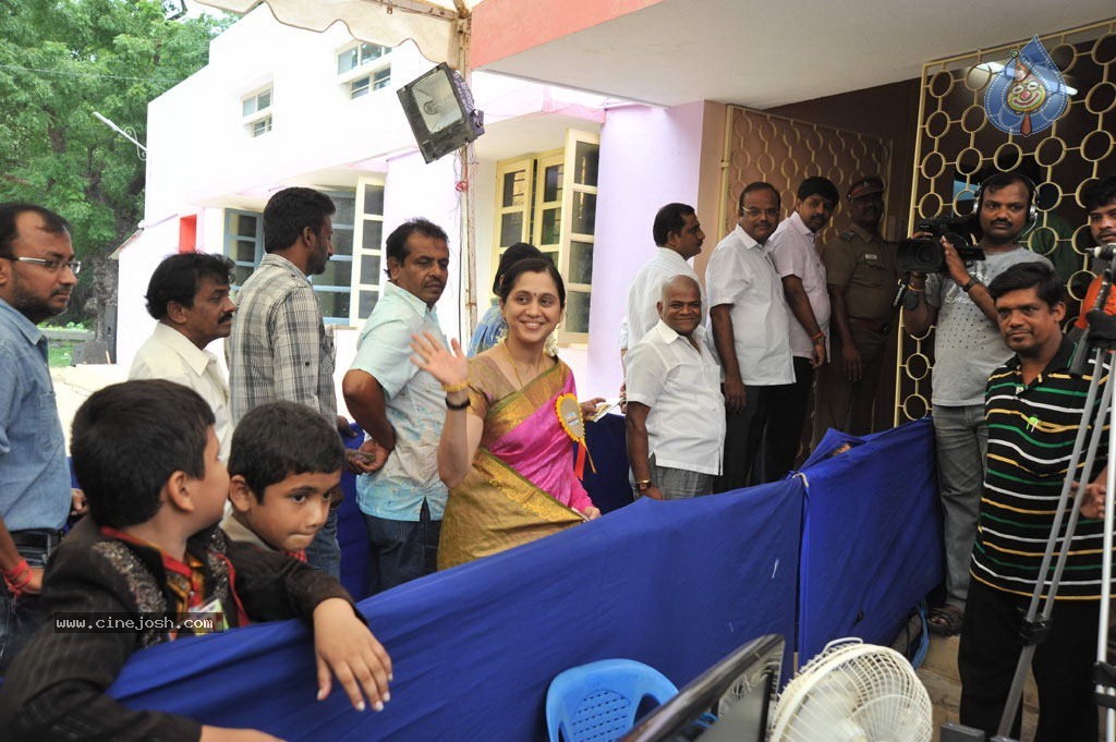 Kollywood Producers Council Election 2013 - 51 / 60 photos