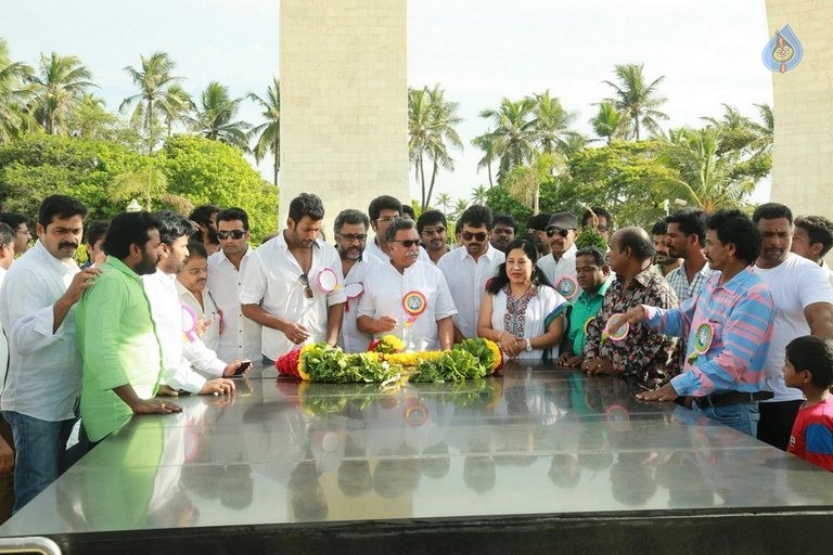 Kollywood Stars at Pandavar Ani Press Meet - 11 / 105 photos