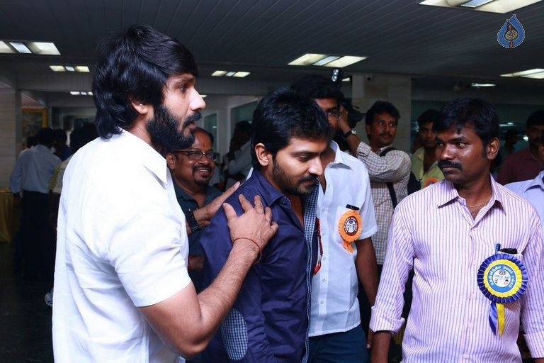 Kollywood Stars at Pandavar Ani Press Meet - 39 / 105 photos