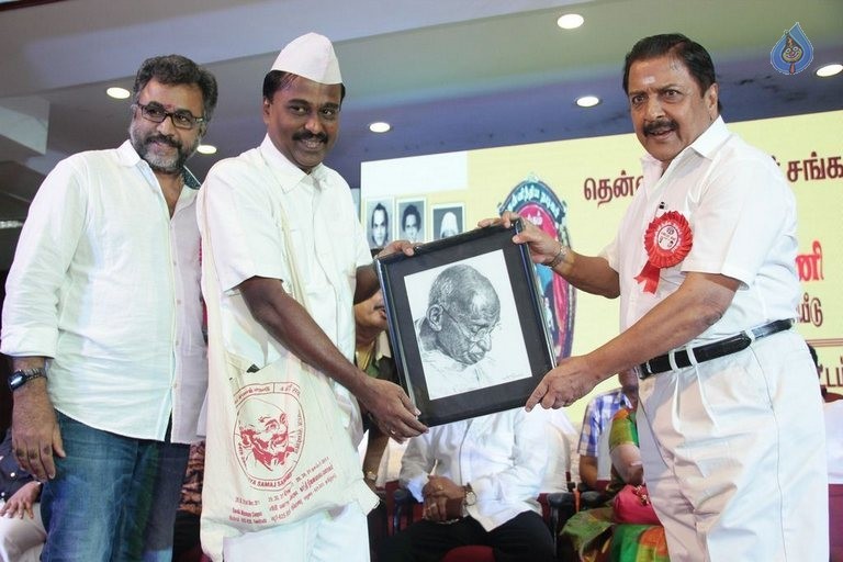 Kollywood Stars at Pandavar Ani Press Meet - 43 / 105 photos