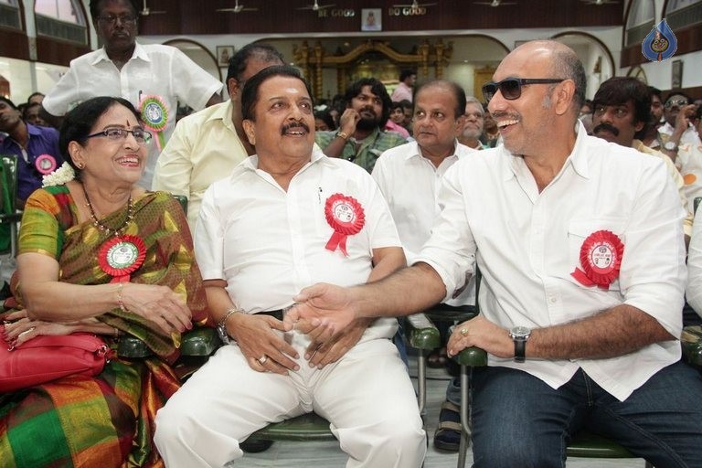 Kollywood Stars at Pandavar Ani Press Meet - 46 / 105 photos