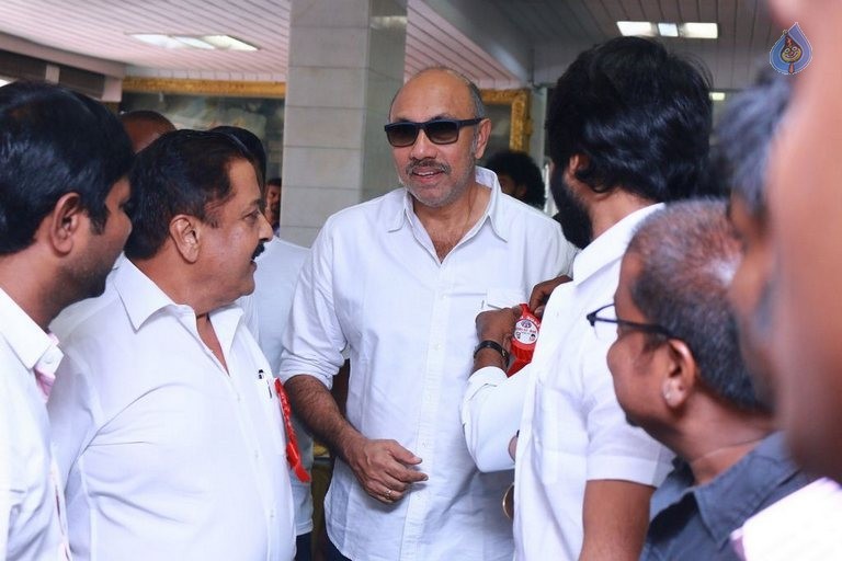 Kollywood Stars at Pandavar Ani Press Meet - 70 / 105 photos