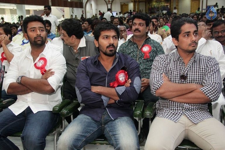 Kollywood Stars at Pandavar Ani Press Meet - 79 / 105 photos