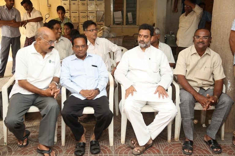 Kondavalasa Lakshmana Rao Condolences Photos - 31 / 73 photos