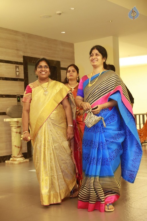 Krish - Ramya Wedding Photos - 10 / 59 photos