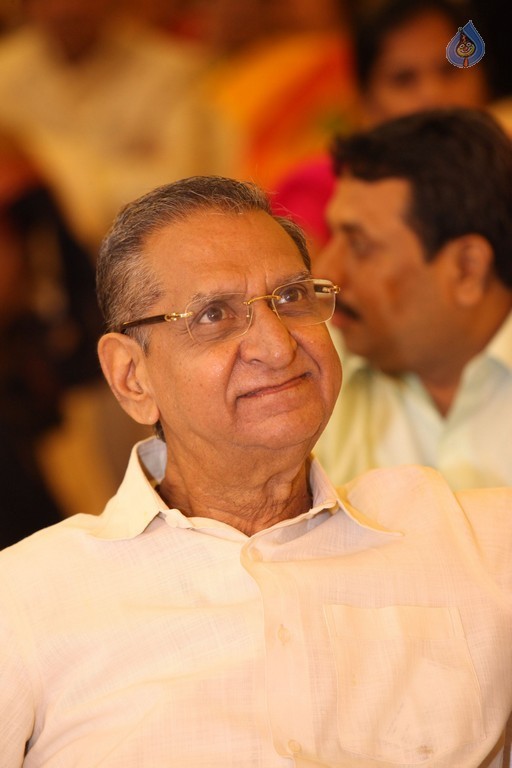 Krish - Ramya Wedding Photos - 25 / 59 photos