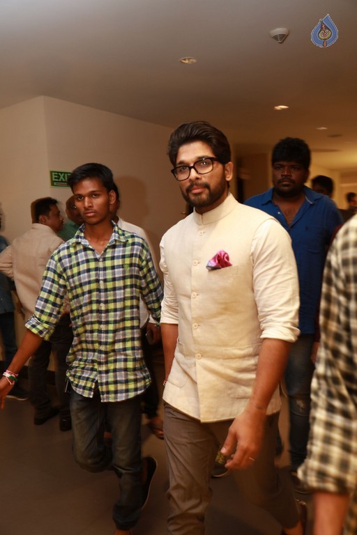 Krish - Ramya Wedding Photos 2 - 25 / 73 photos