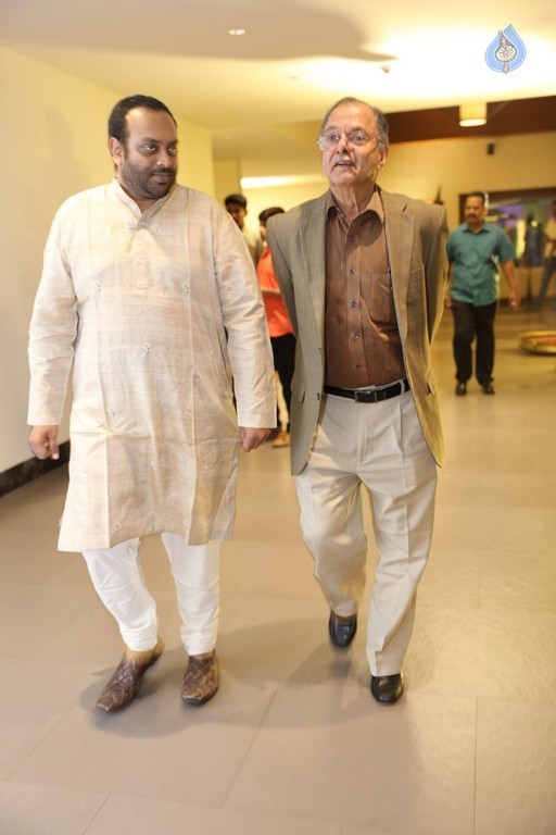 Krish - Ramya Wedding Photos 2 - 68 / 73 photos