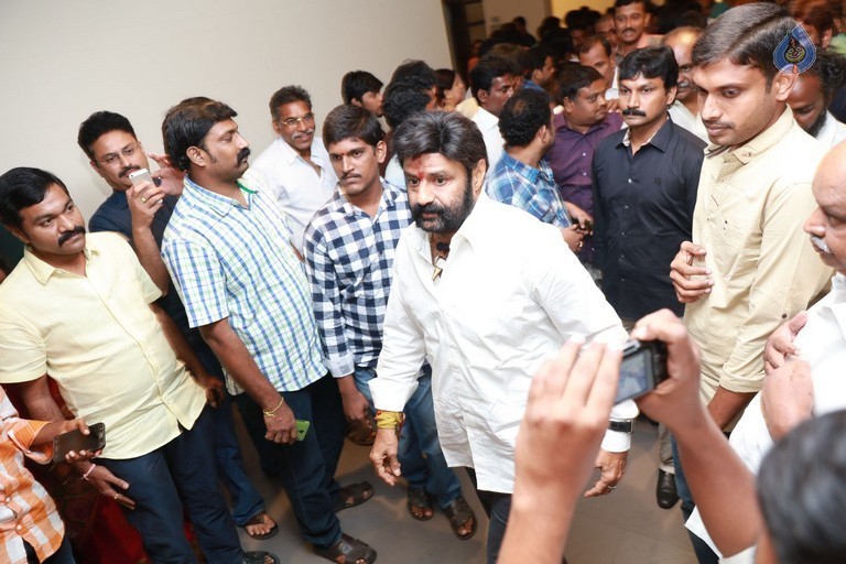 Krish - Ramya Wedding Photos 3 - 19 / 57 photos