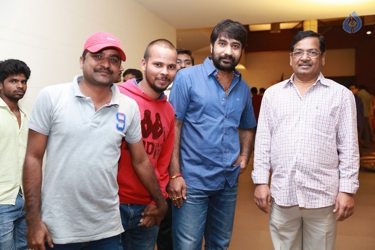 Krish - Ramya Wedding Photos 3 - 47 / 57 photos