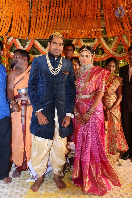 Krish - Ramya Wedding Photos 4 - 7 / 164 photos