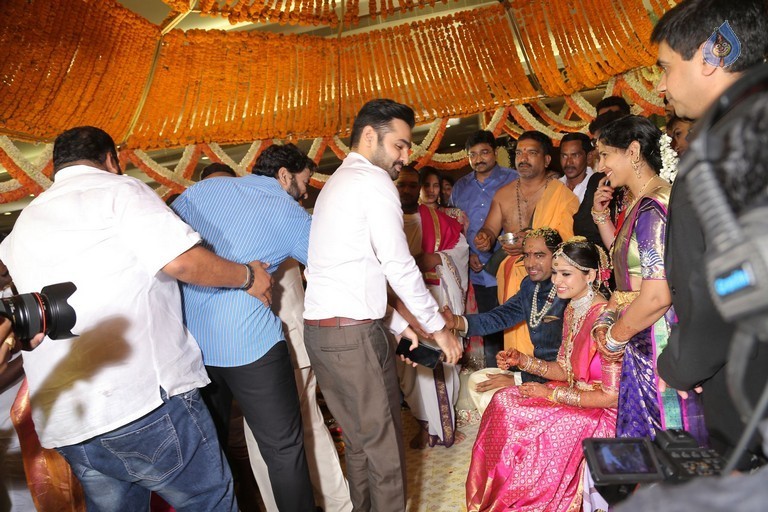 Krish - Ramya Wedding Photos 4 - 137 / 164 photos