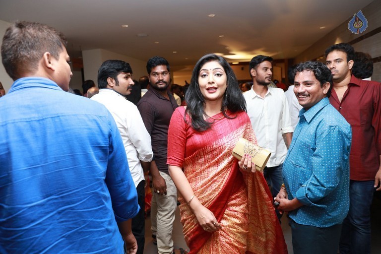 Krish - Ramya Wedding Photos 5 - 27 / 31 photos