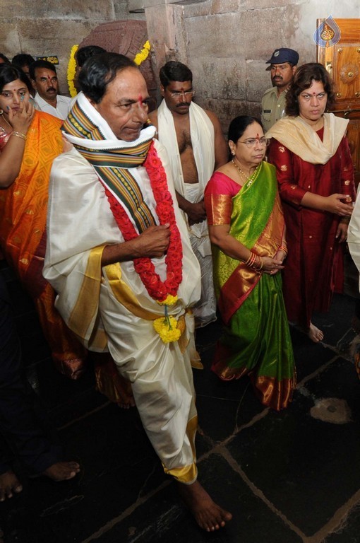 Krishna Pushkaralu 2016 at Telangana  - 34 / 68 photos