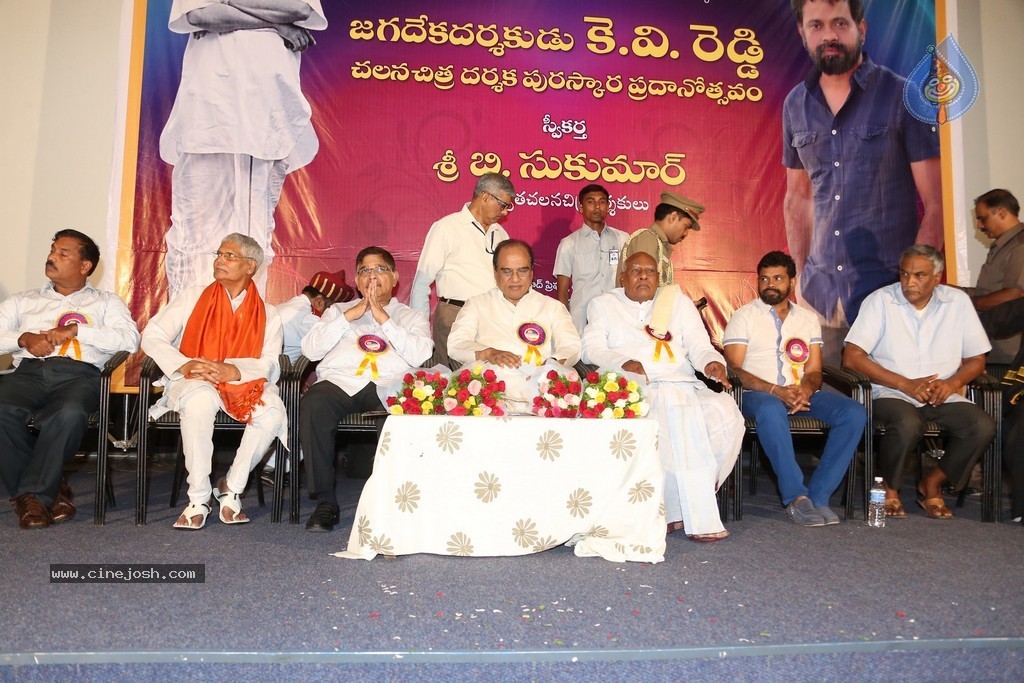 KV Reddy Award Presentation to Sukumar - 41 / 194 photos